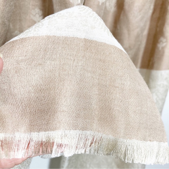 Simply Noelle Pashmina Floral Paisley Scarf Silk Blend Fringe Tan Cream NEW - Picture 9 of 9